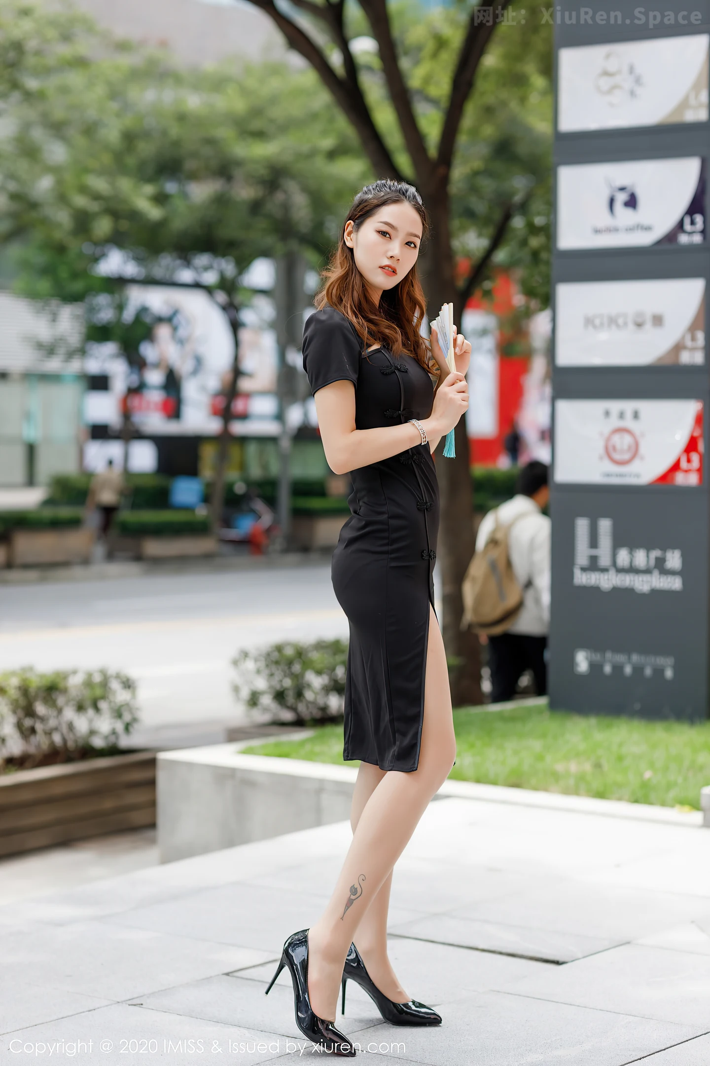 图片[3]-[IMISS爱蜜社]Vol.495 嫩模方子萱私房脱古韵旗袍露性感蕾丝内衣完美诱惑写真51P-秀人网官方网站